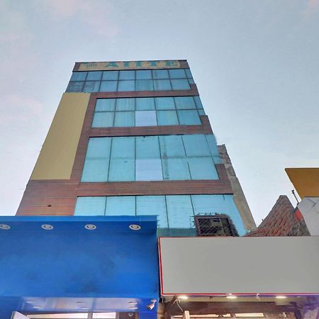 Super Capital O Moody Inn Δελχί Εξωτερικό φωτογραφία