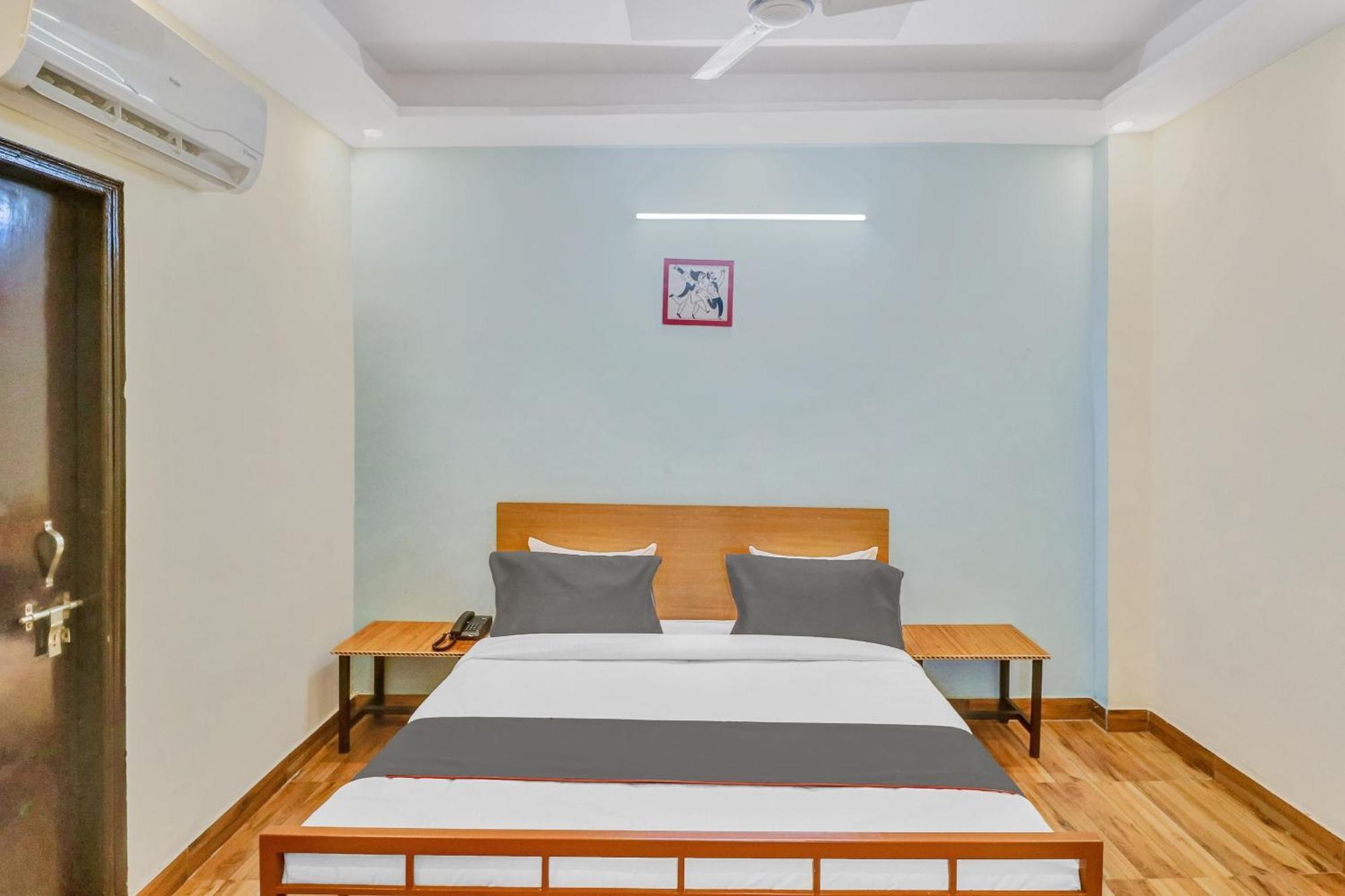 Super Capital O Moody Inn Δελχί Εξωτερικό φωτογραφία