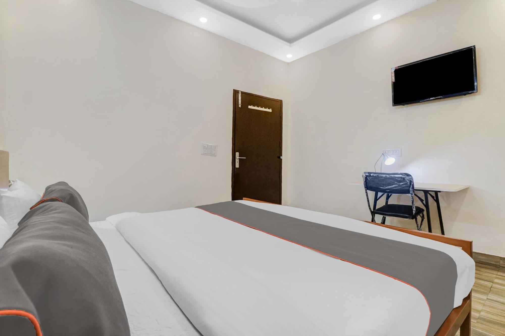 Super Capital O Moody Inn Δελχί Εξωτερικό φωτογραφία