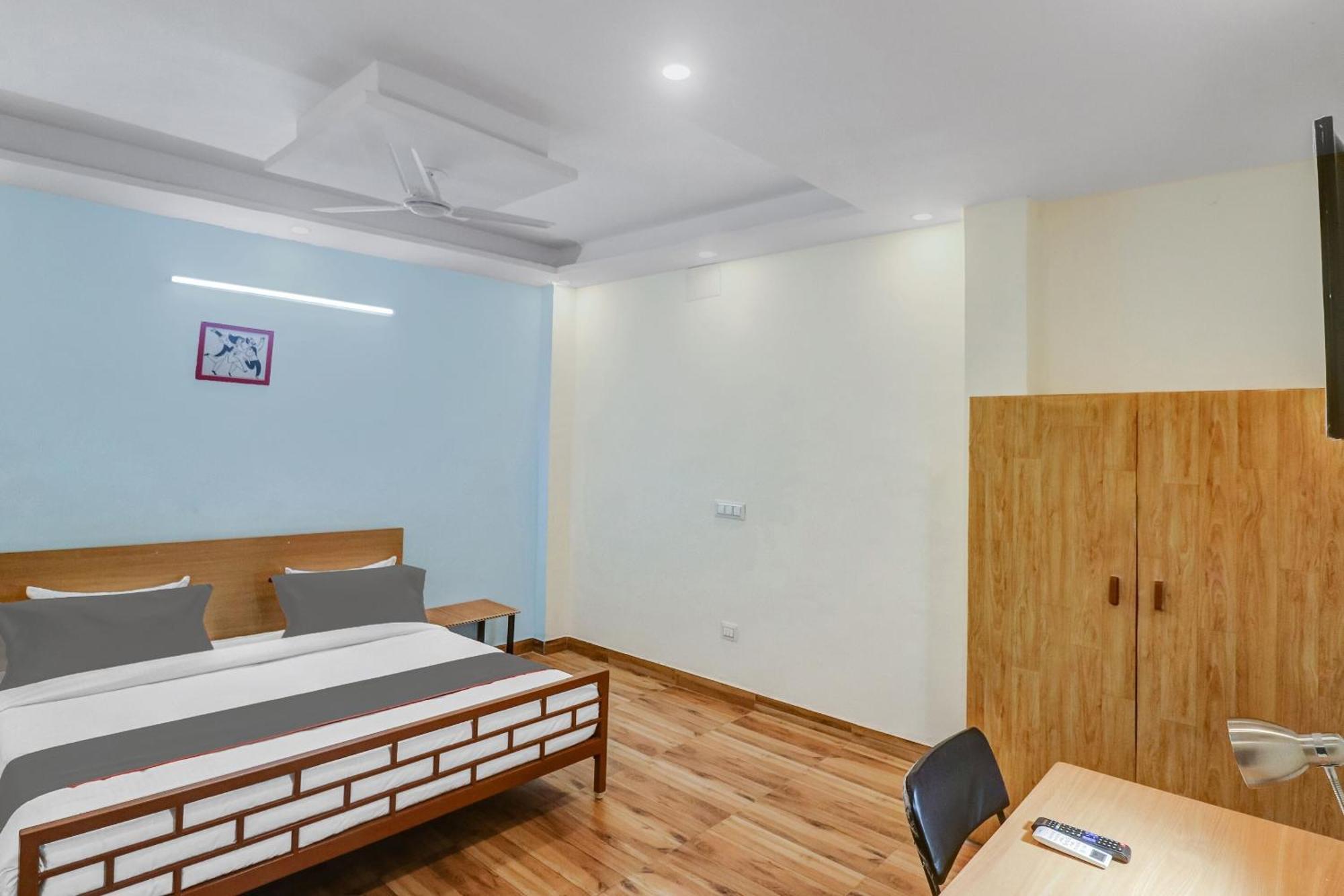 Super Capital O Moody Inn Δελχί Εξωτερικό φωτογραφία